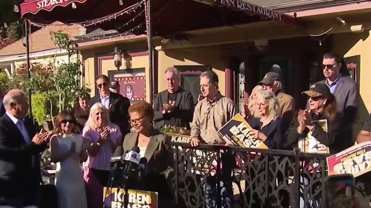Bass starts '15 in 15' campaign tour 
