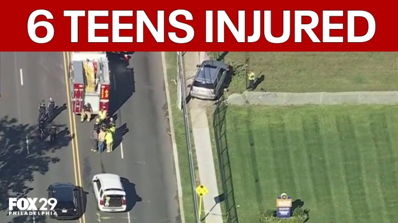 6 juvenile pedestrians injured after car crash in Camden County