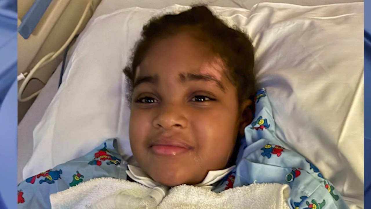 7-year-old boy leaves hospital 6 months after car crash