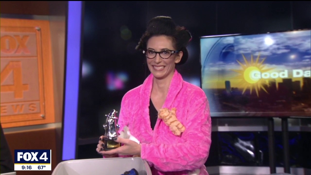 Ali "crazy cat lady" Turiano has your morning forecast!