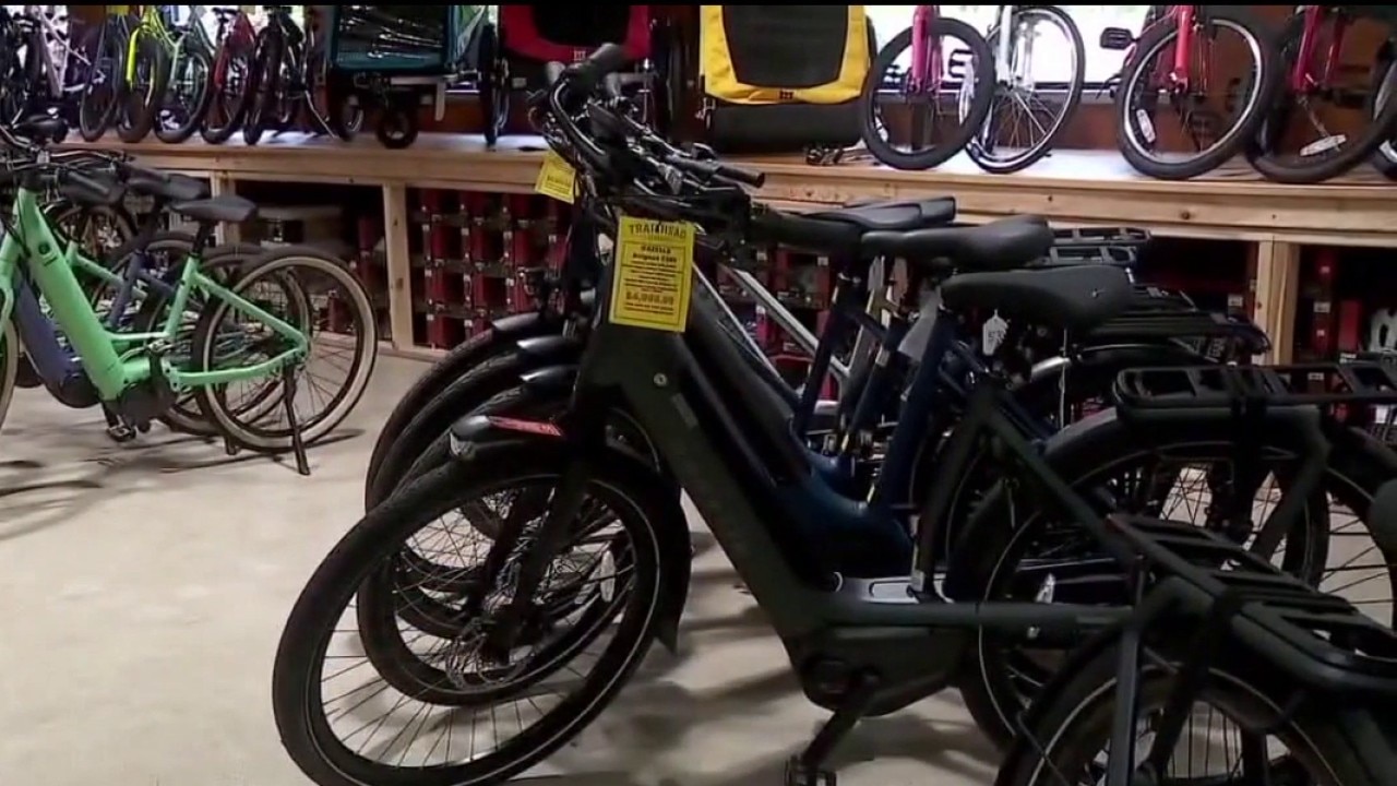 Beverly Hills to consider e-bike, e-moto ordinance