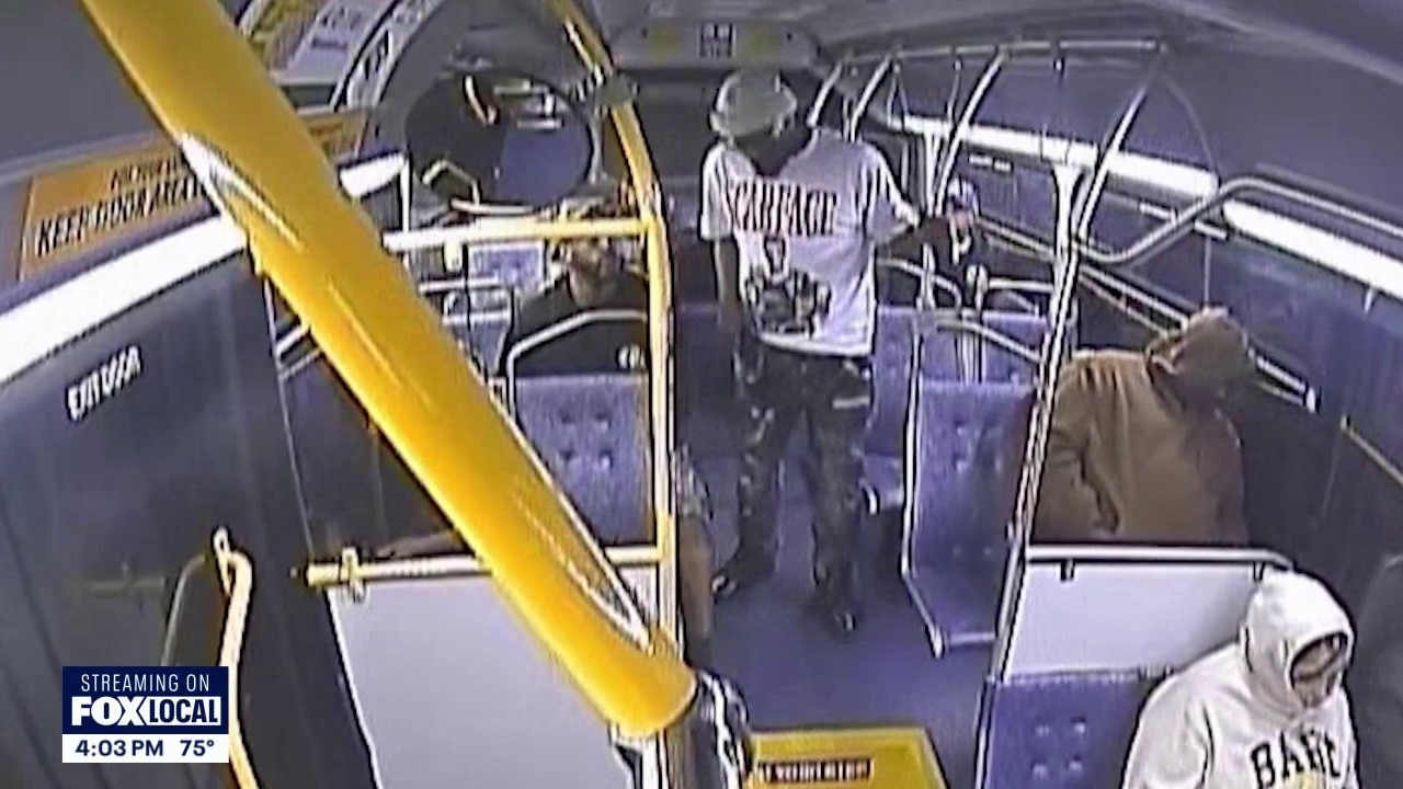 Convicted felon charged in Seattle Metro bus shooting