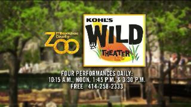 Laura hangs at Milwaukee County Zoo