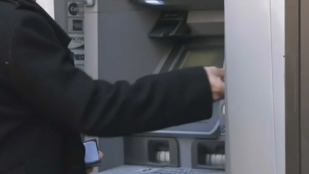 Feds want to cut down on overdraft fees