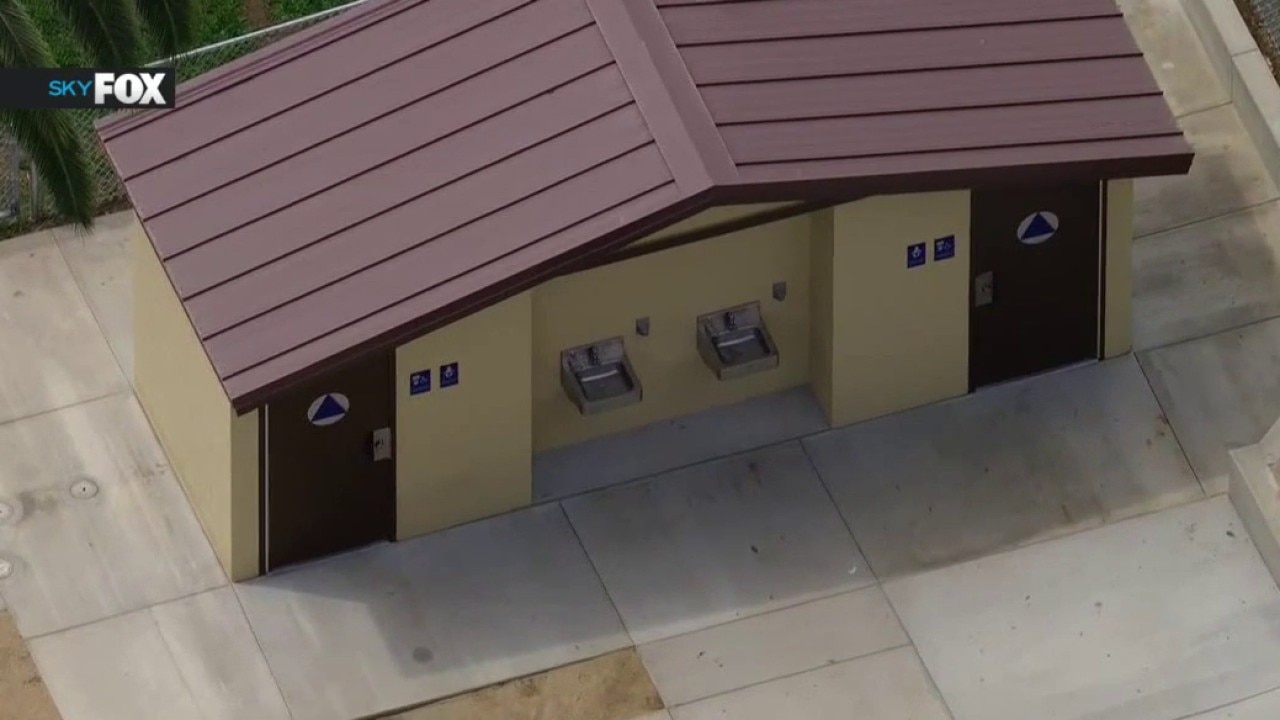 Controversial Runyon Canyon bathroom opens