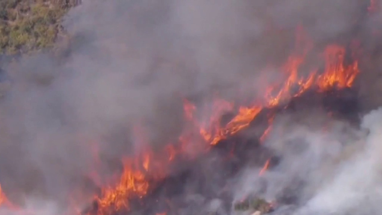 'Max Fire' evacuation orders lifted in Stevenson Ranch