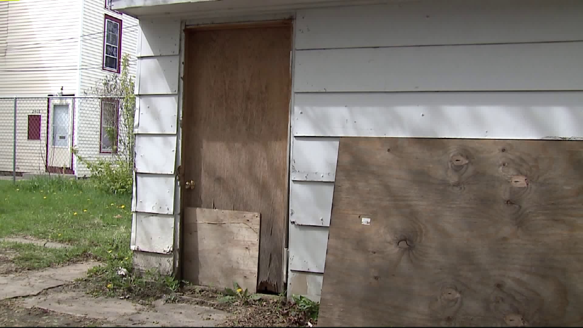 After FOX6 investigation, alderman calls on colleague to get out of rental business