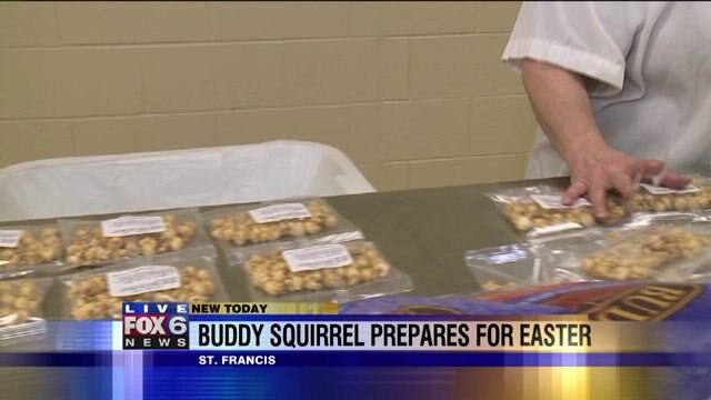 Laura helps prepare popcorn at Bubby Squirrel