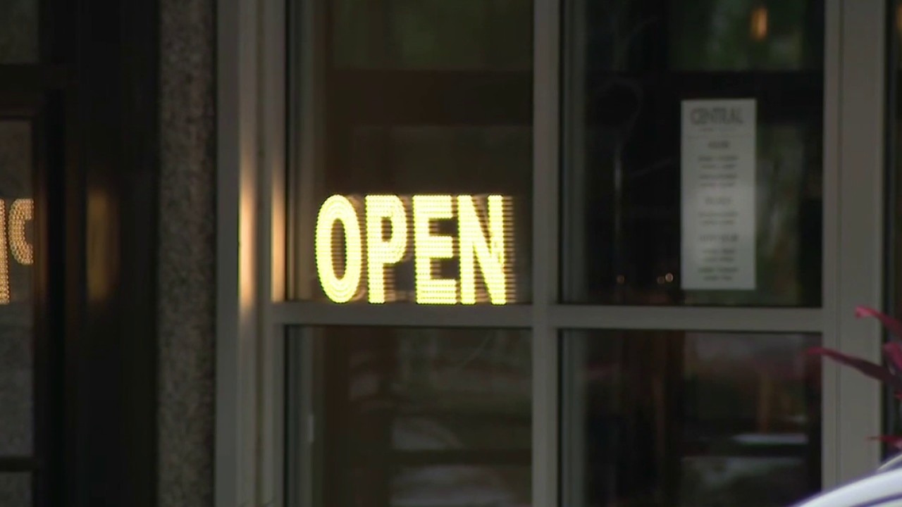 Detroit business, community reacts to fatal downtown stabbing
