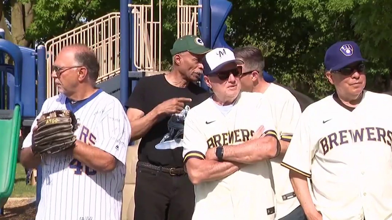 Brewers 'Play Ball' youth clinic