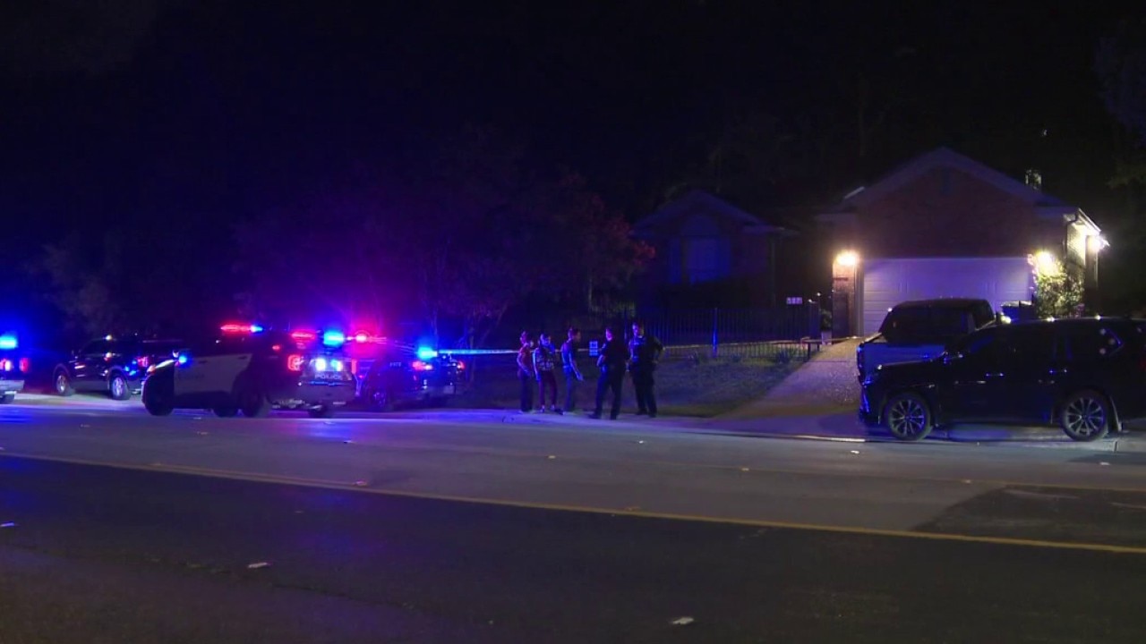 Austin police investigating double homicide