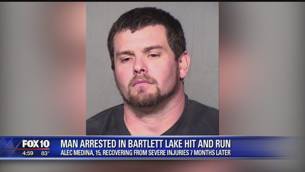 Phoenix man accused of leaving scene of boat crash that hurt teen