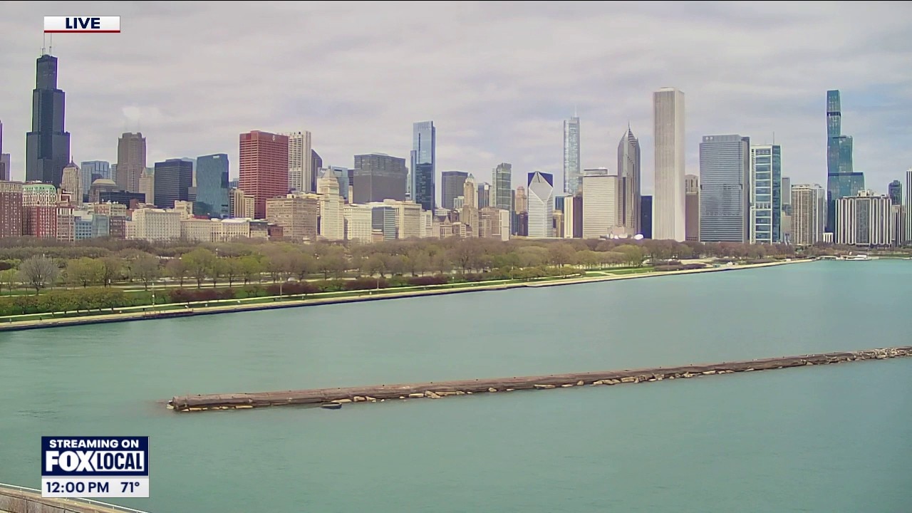 Severe storms threaten Chicago area