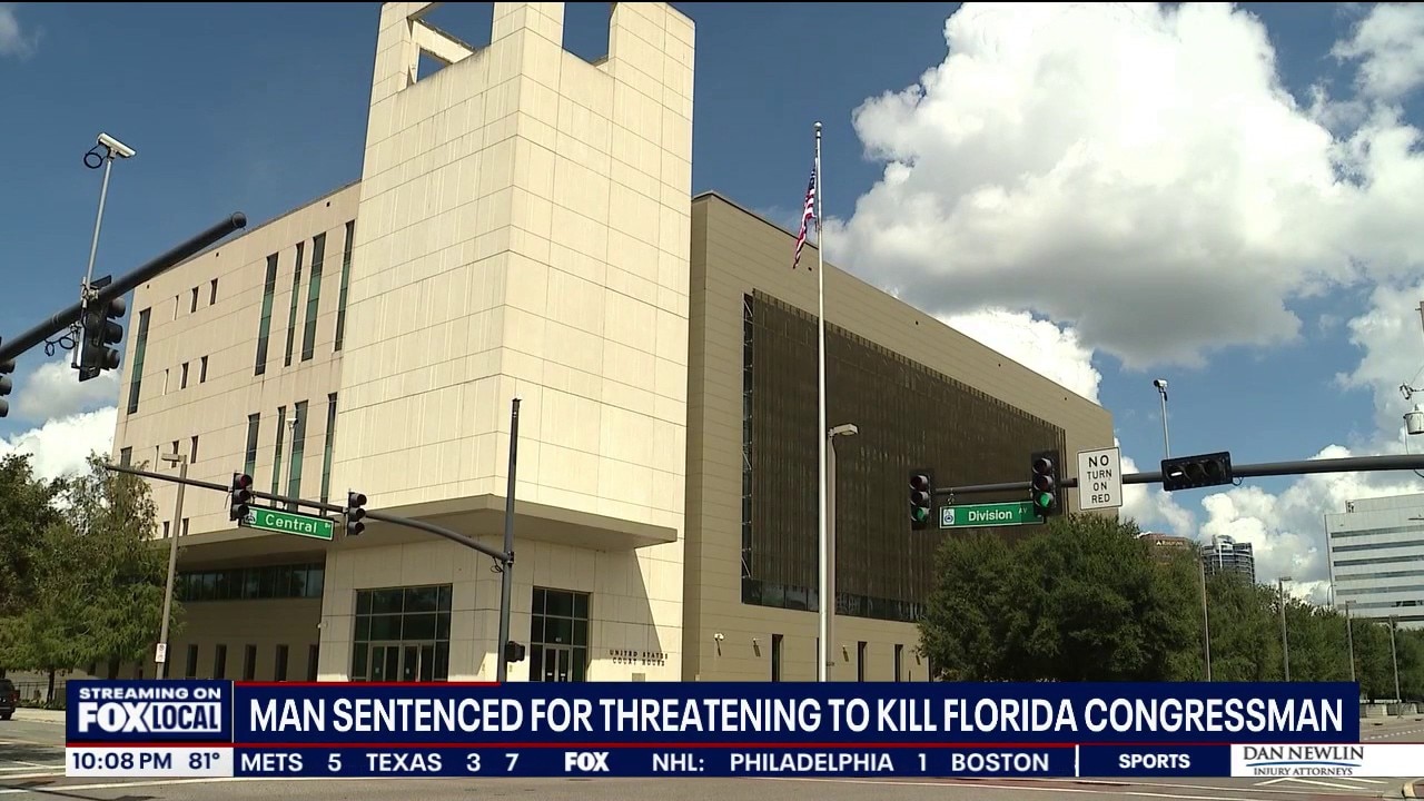 Man sentenced to nearly 10 years for threats against Florida Congressman