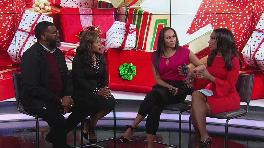 Family gift exchange dos and don'ts