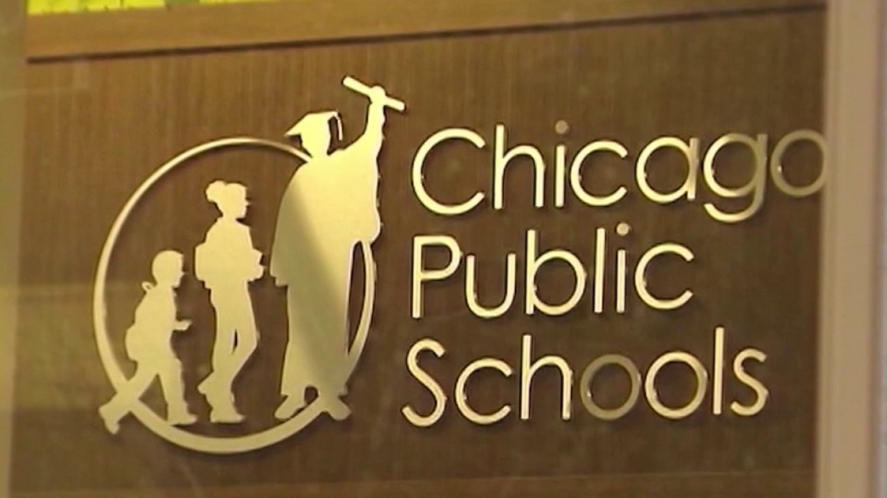 Chicago schools to hold classes on May 1st after backlash