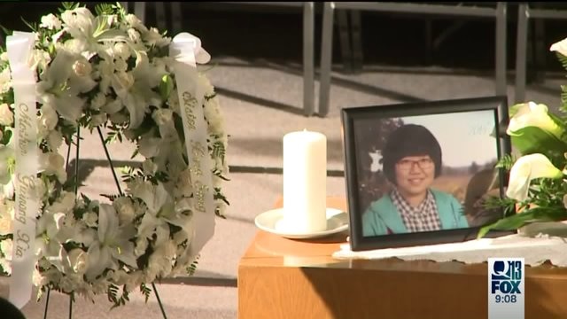 Vigil held for student killed in Aurora Bridge crash