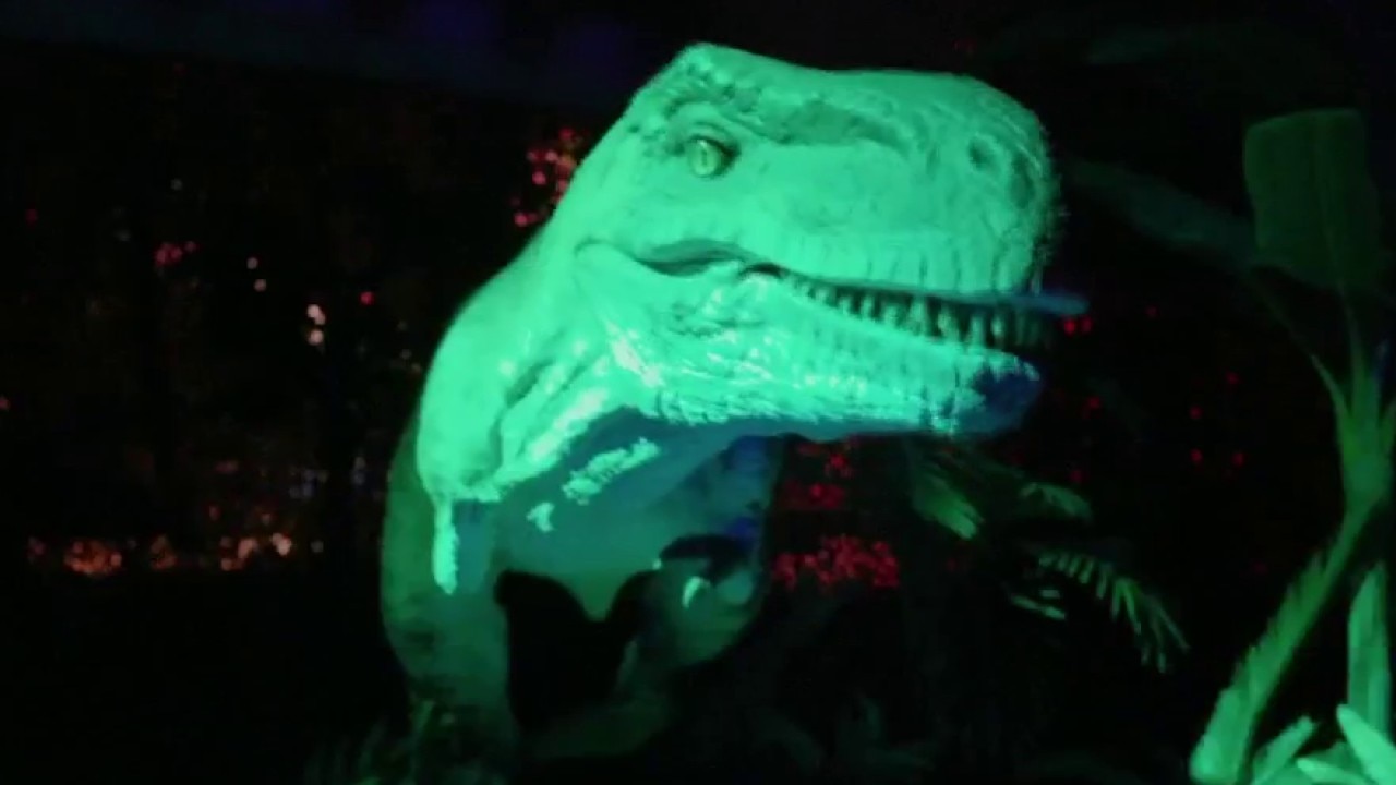 ‘Dinos Alive’ immersive dinosaur experience opening in Oakland