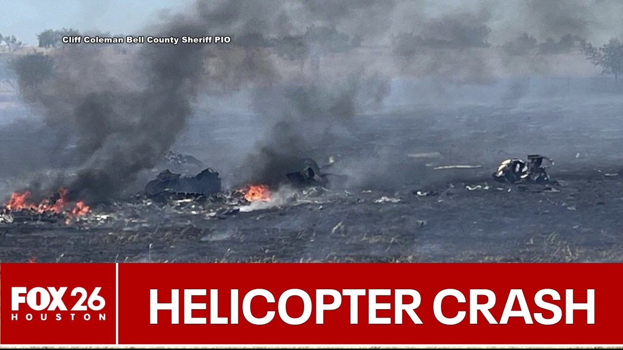 Texas helicopter crash kills 2, sparks fire