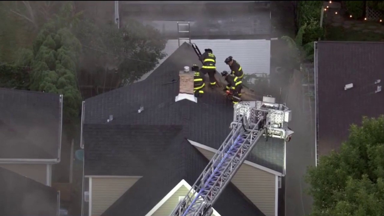 Chicago house fire: 3 injured in Portage Park
