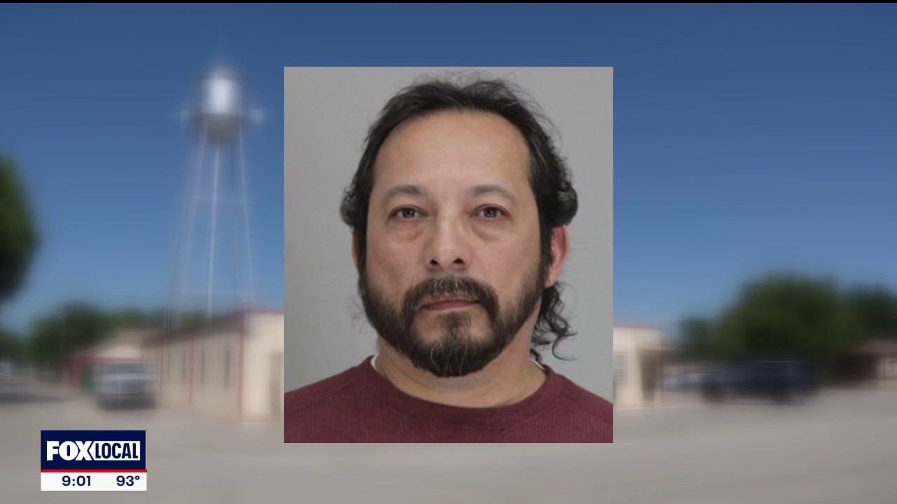 Wilmer officials arrested after gas station incident