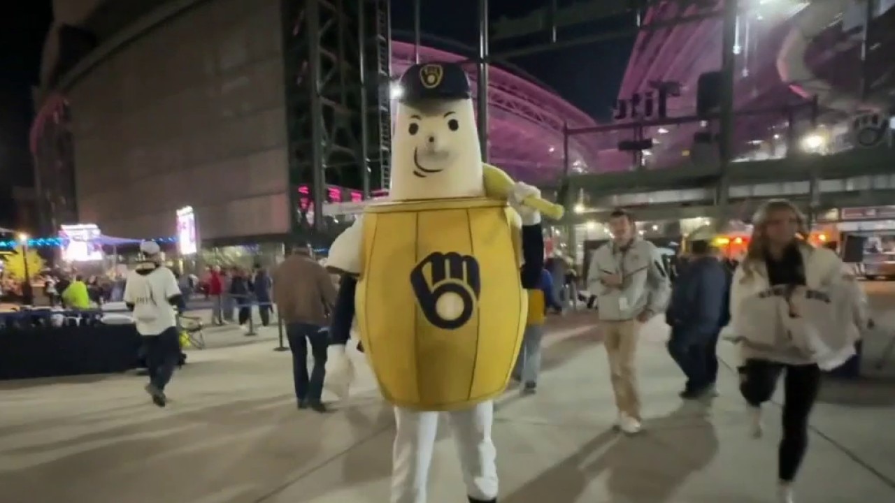 Secure exclusive Brewers NLCS gear at Brewers Team Store 
