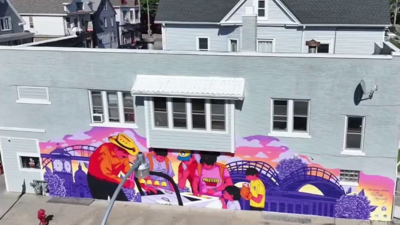 New Brewers community mural unveiled