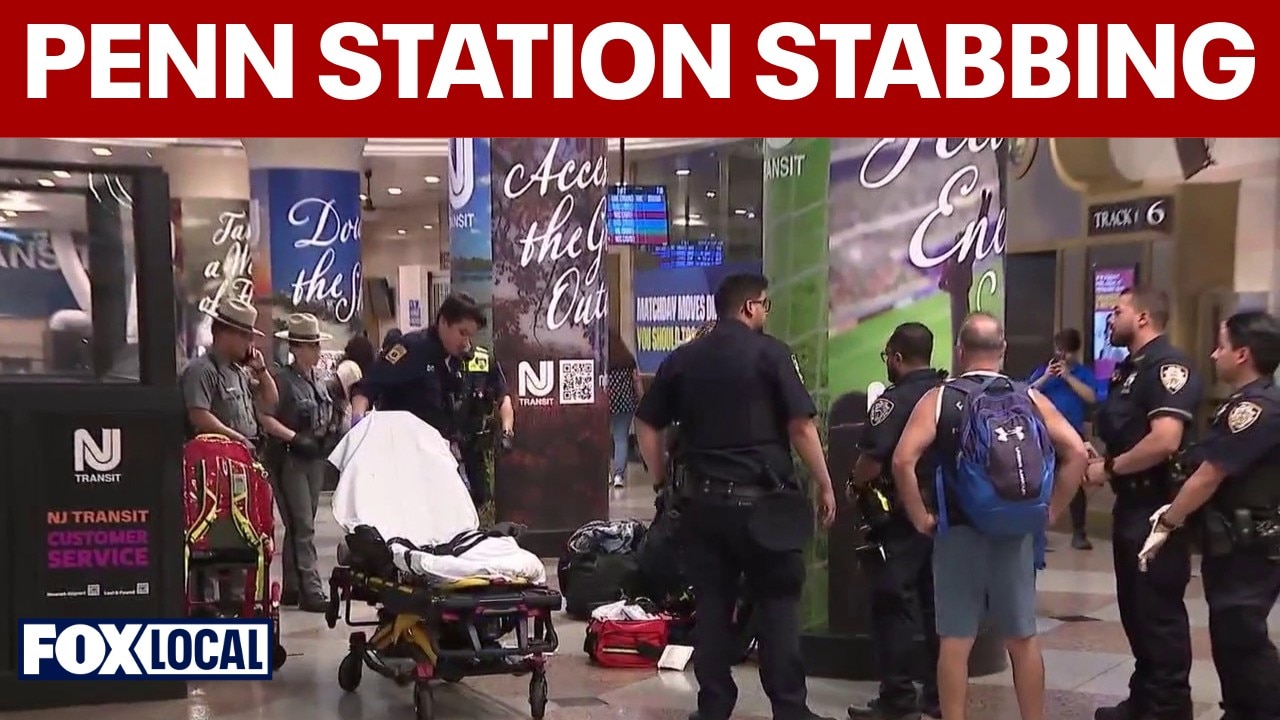 Penn Station stabbing leaves 6 injured; suspect in custody.