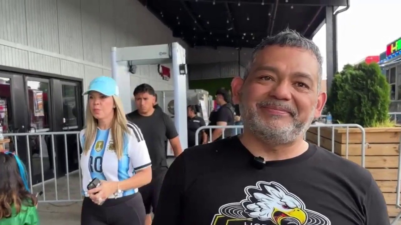 Local arena packs out for Mexico FIFA watch party