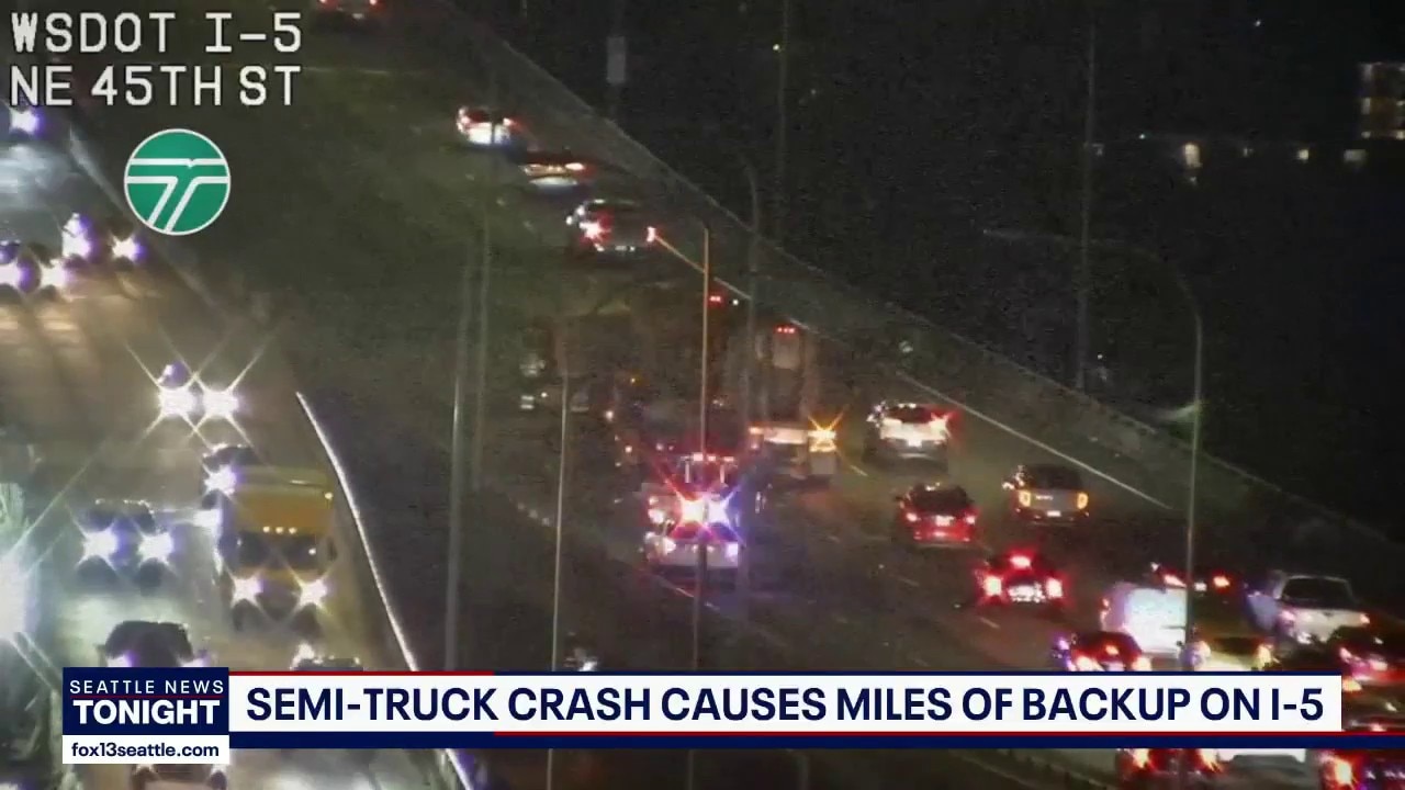 Semi-truck crash snarls Seattle traffic Wednesday morning