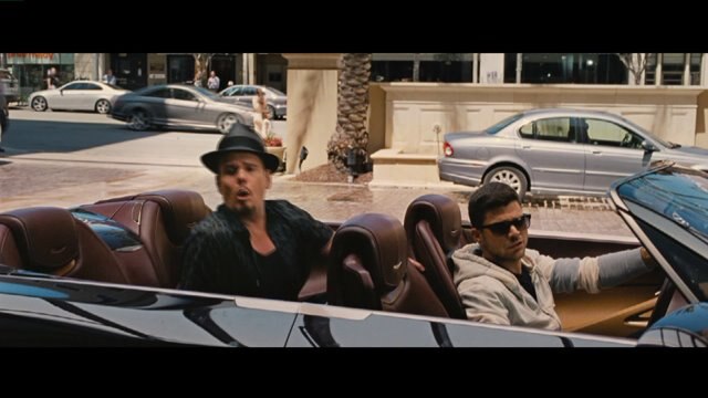 Gino gets a sneak peek look at "Entourage" film