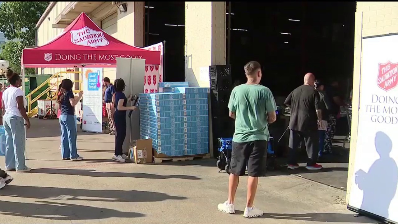 Salvation Army of North Texas opens cooling stations