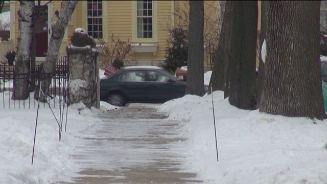 Shorewood police encourage homeowners to be vigilant after seven home burglaries since Dec. 28th