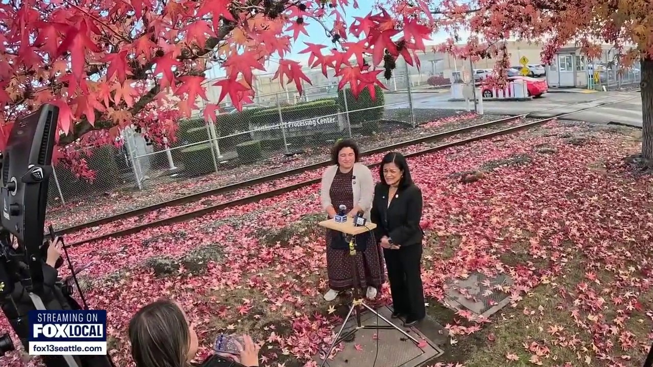 Rep. Jayapal, Randall tour Northwest ICE Processing Center