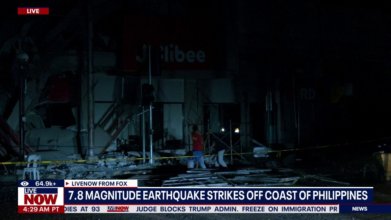 Magnitude 7.8 earthquake strikes southern Philippines