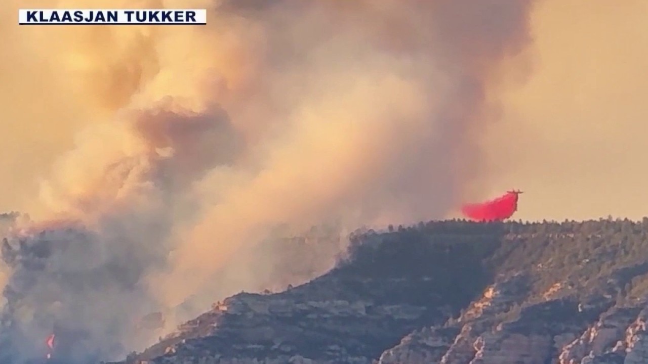 Pocket Fire has residents preparing to evacuate as blaze grows