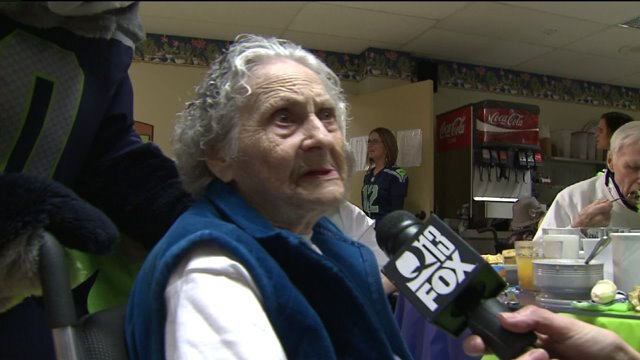 WATCH: Blitz and Kaci celebrate Blue Friday at Bothell Health Care! part 2