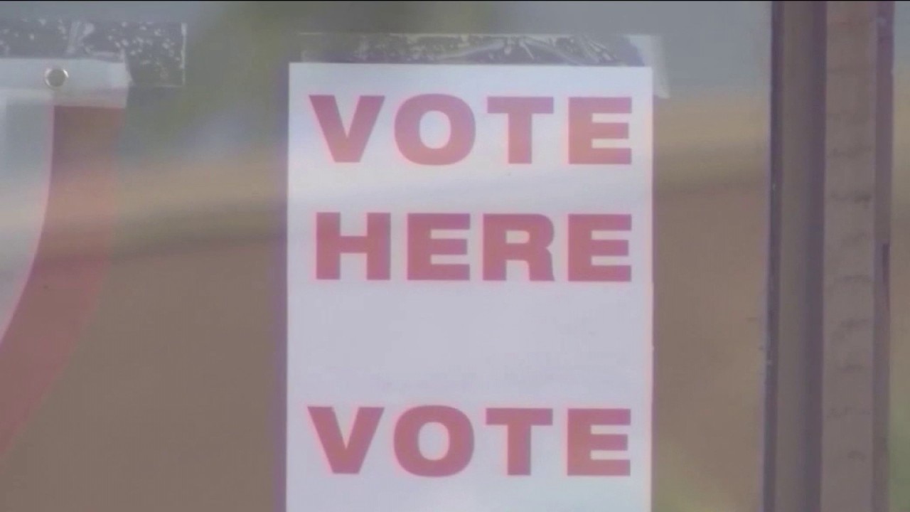 Arizona Primary Election Day in full swing