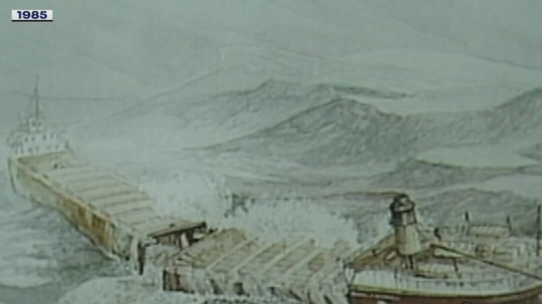 Why do shipwrecks fascinate us?