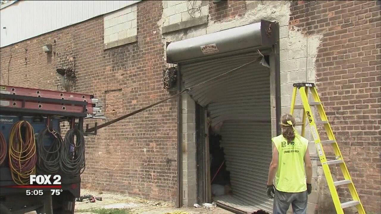Smash-and-grab crime spree in Detroit continues