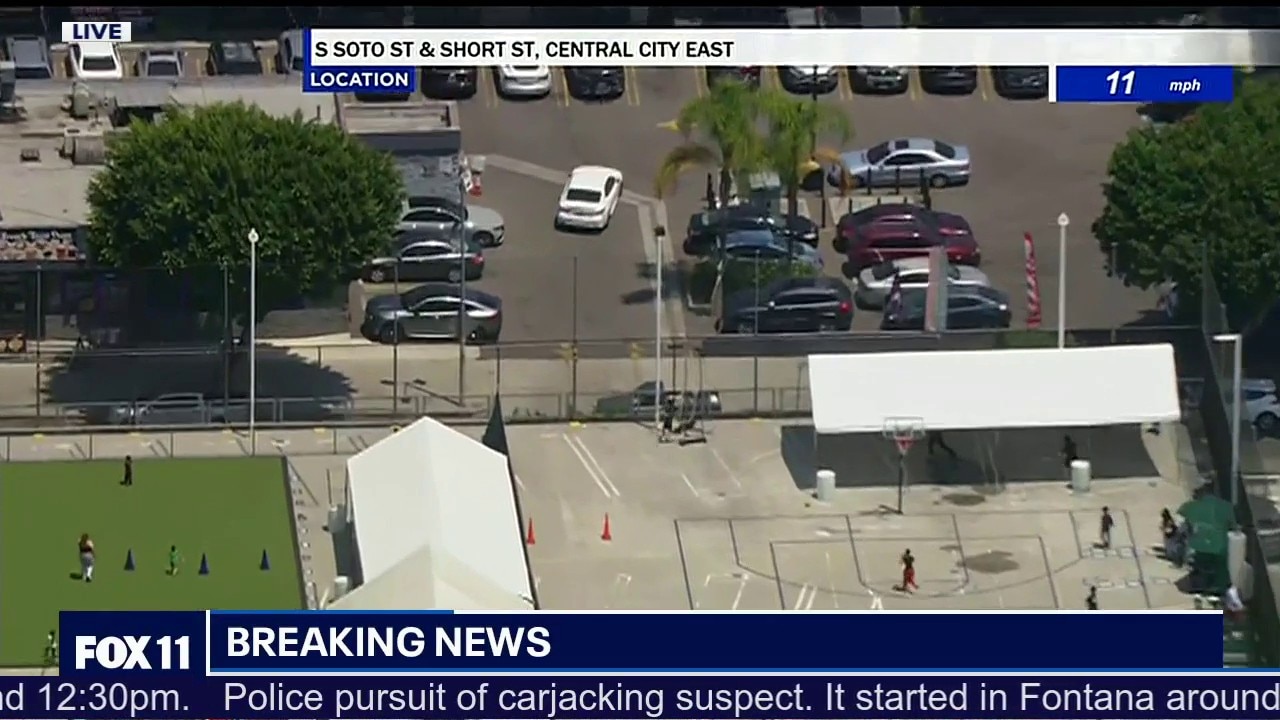 Pursuit continues despite PIT manuever