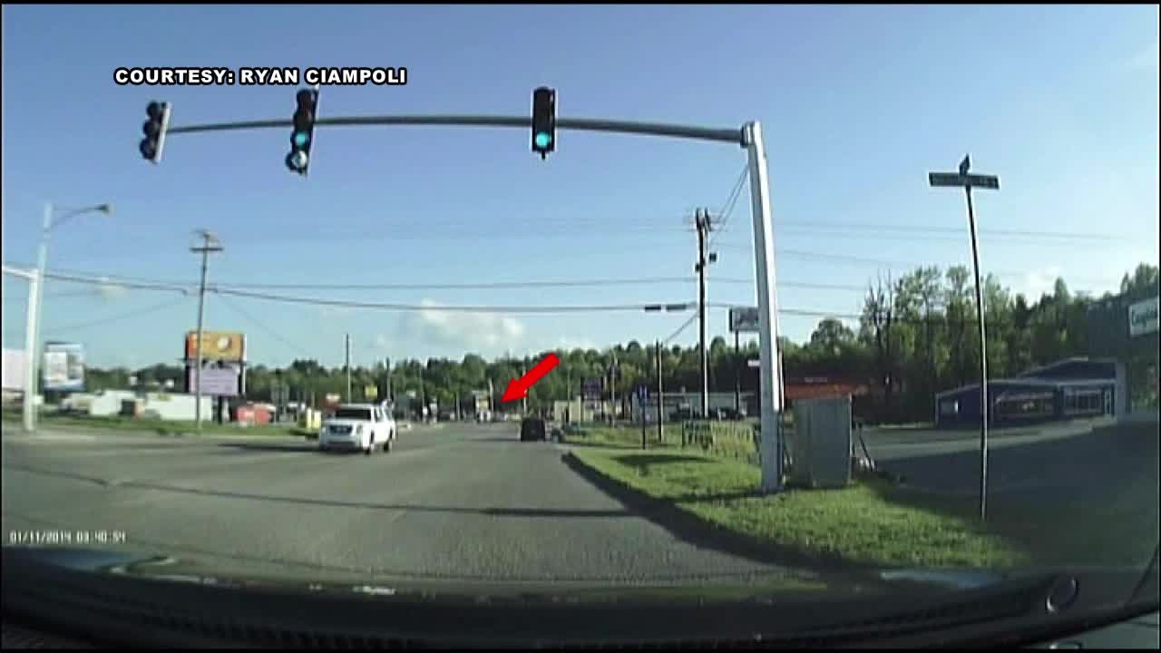 VIDEO: Man rescues girl who fell from moving bus