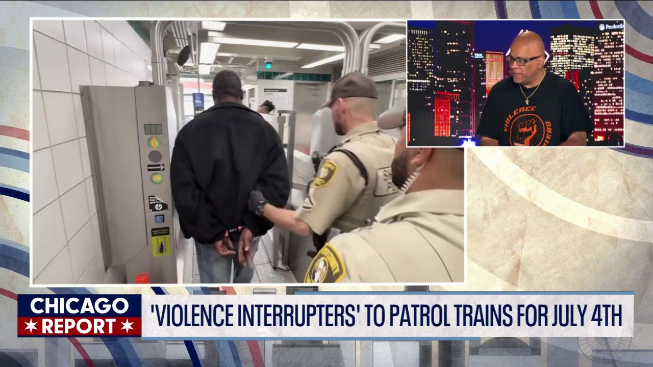 'Violence Interrupters' to patrol CTA trains for July 4th | The Chicago Report