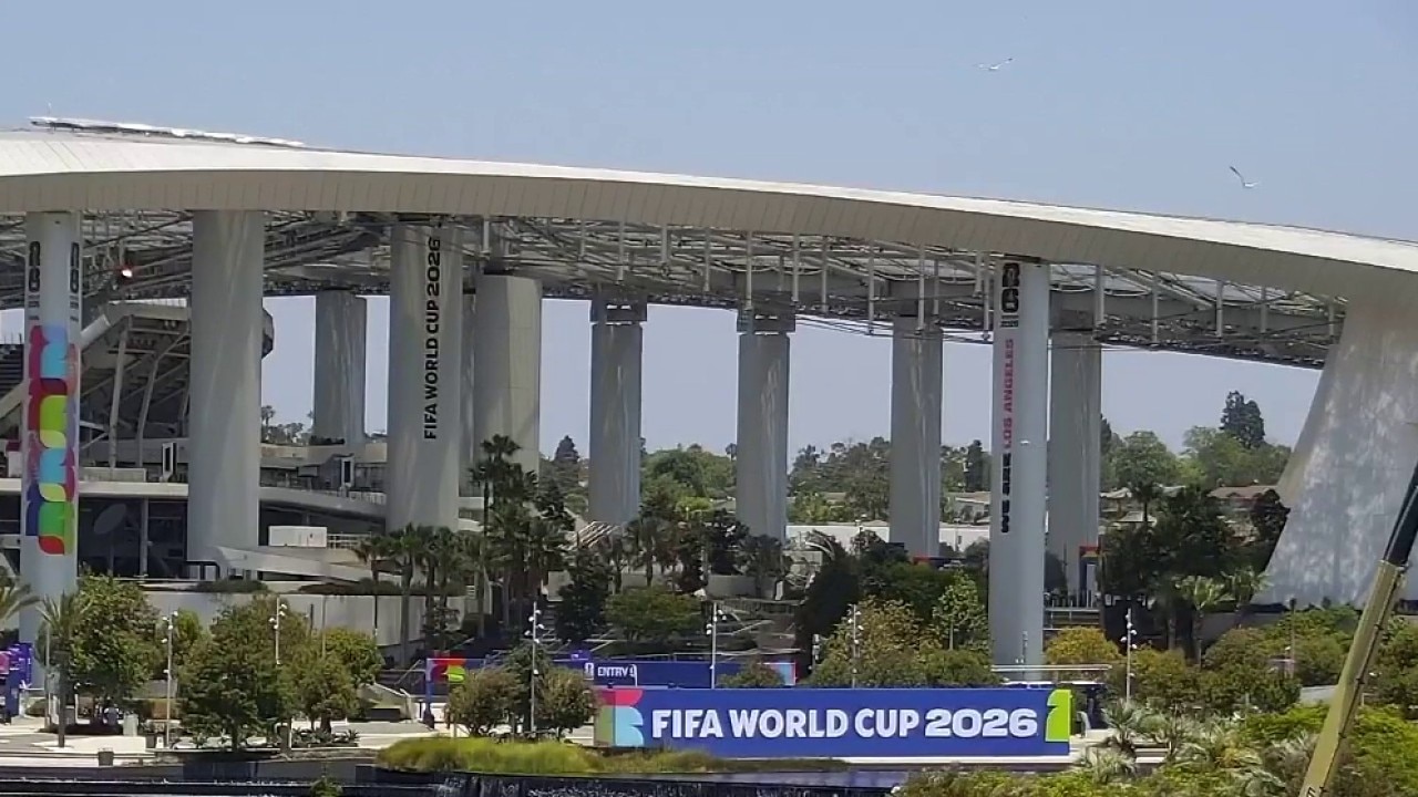 SoFi Stadium strike averted 