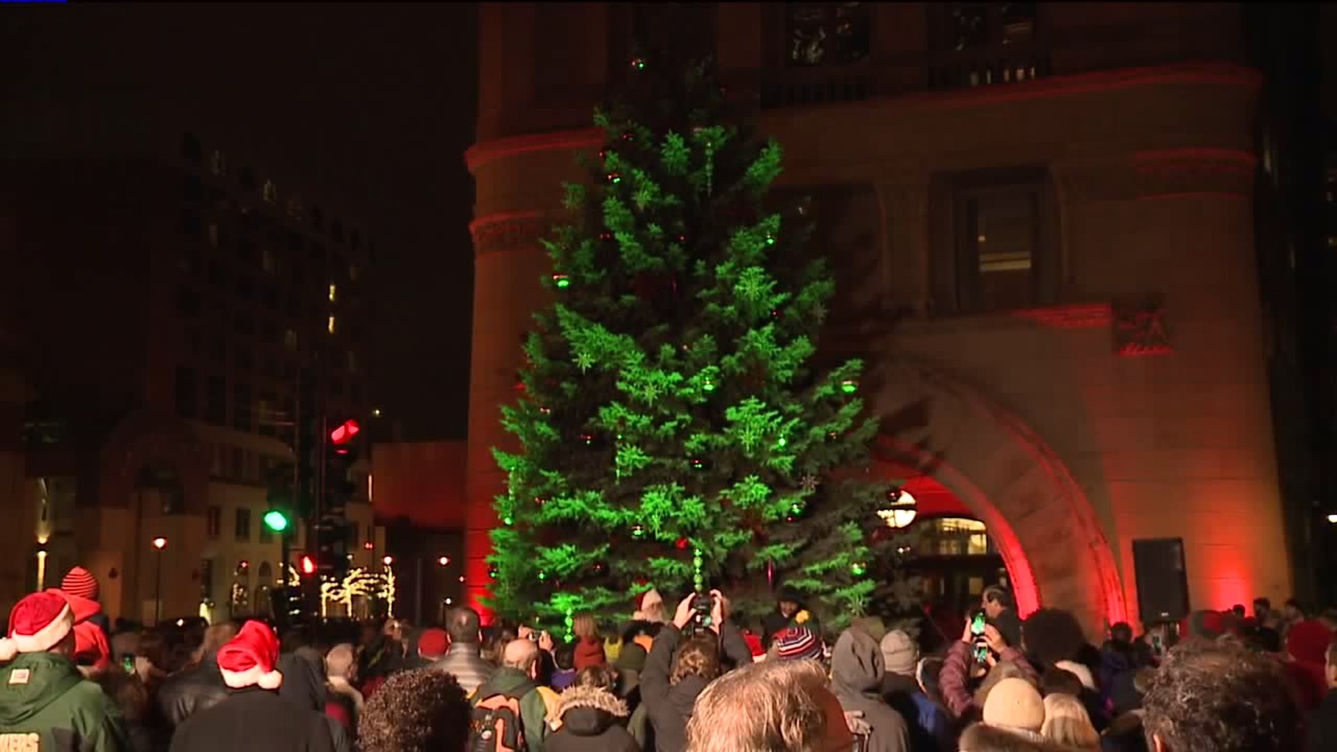 Christmas tree lighting