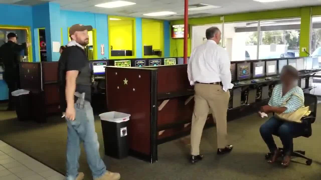 Deputies bust illegal gambling rooms in Volusia County