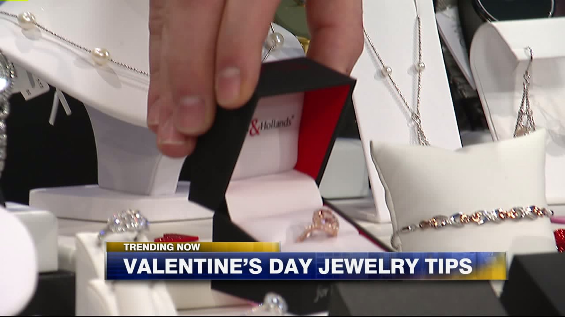 Valentine`s Day jewelry tips
