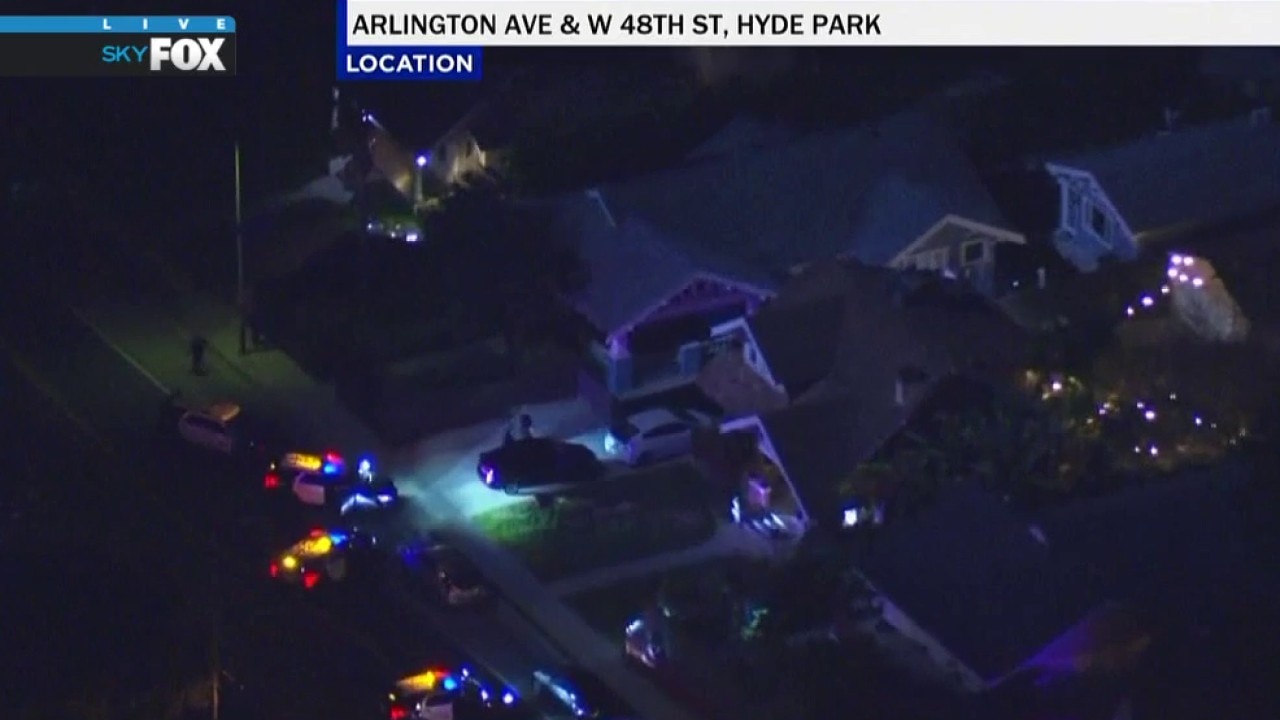 Pursuit suspects on the run in Hyde Park