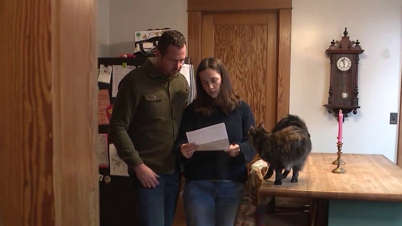 Experts: Illinois data center boom tied to rising utility bills