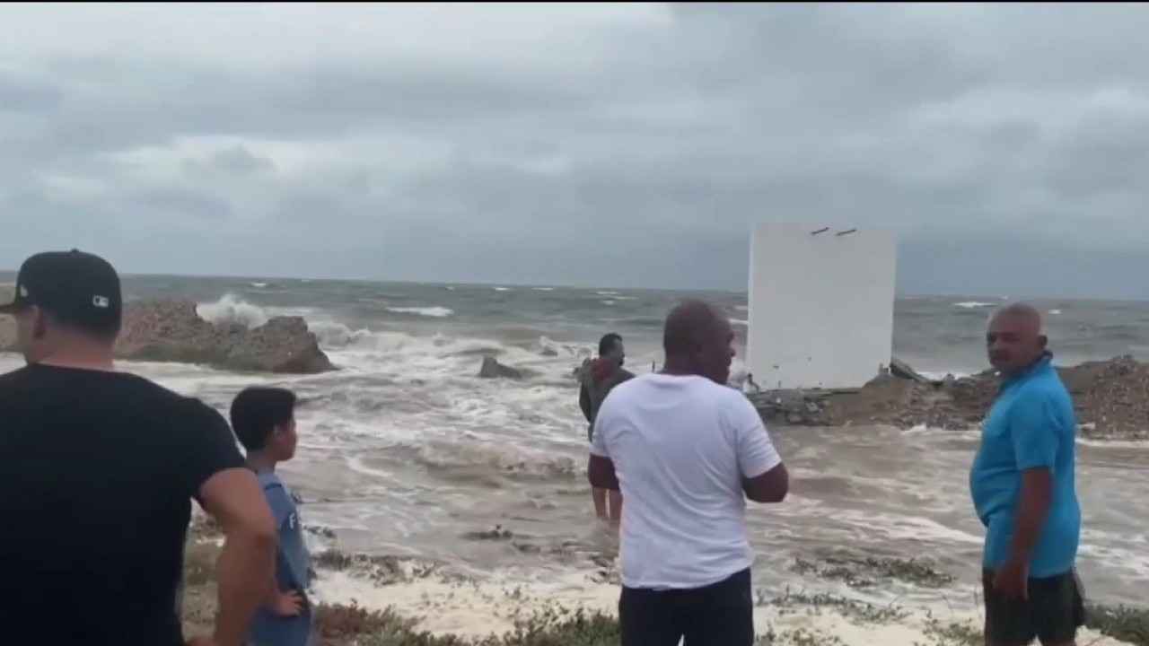 Hurricane Polo: Evacuation orders in Mexico's vulnerable areas